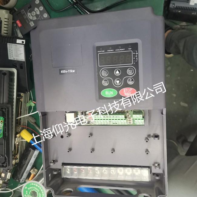 Ӣ���v׃�l���o(w��)�@ʾ���ϾS�� 