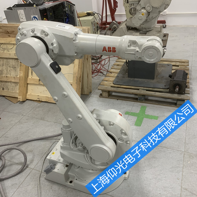 ABB�C(j��)���˾S�ޱ��B(y��ng)̎������