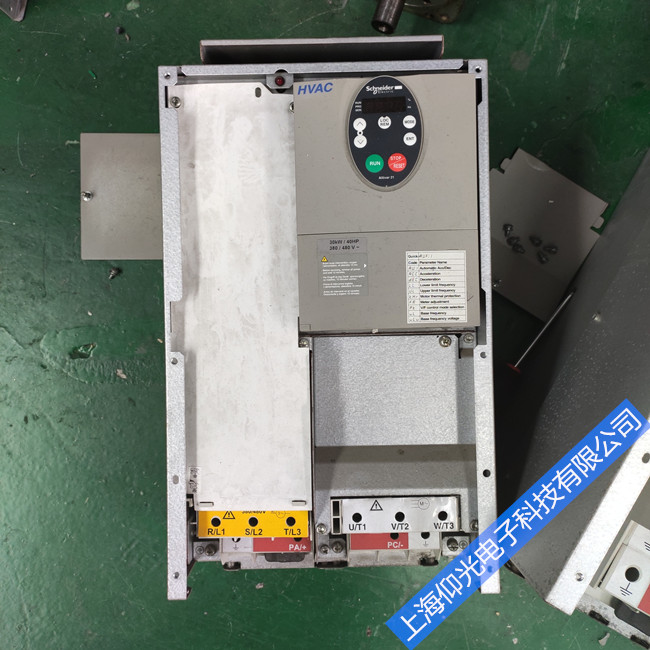 ʩ�͵��ŷ��(q��)��(d��ng)��LXM32AD72N4��(b��o)��8141���ϾS���Ԓ����