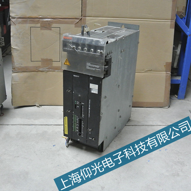 ��ʿ��(l��)�ŷ��(q��)��(d��ng)��F8201���ψ�(b��o)���Ϻ����@·��(zhu��n)�I(y��)�S�ޱ��B(y��ng)