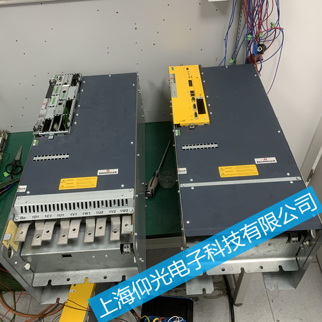 �U�����ŷ��������S���c(di��n)-BM4423ϵ���(q��)������(b��o)���@ʾ64���ϾS�޷���