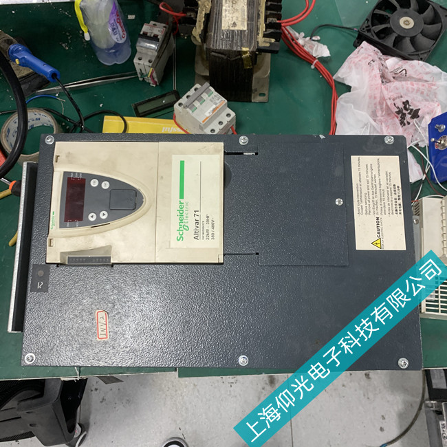 ʩ�͵�׃�l����(du��)�ض�·���ϼ���Q����